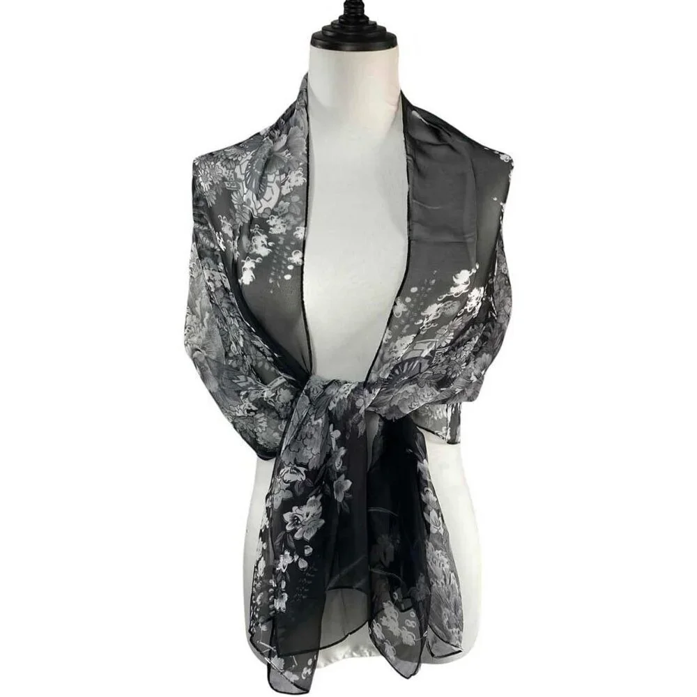 N/A dimensions scarf